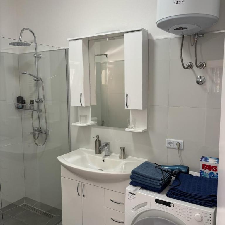 Visoko Garden & Apartment - Apartman sa 2 Spavaće Sobe - 8