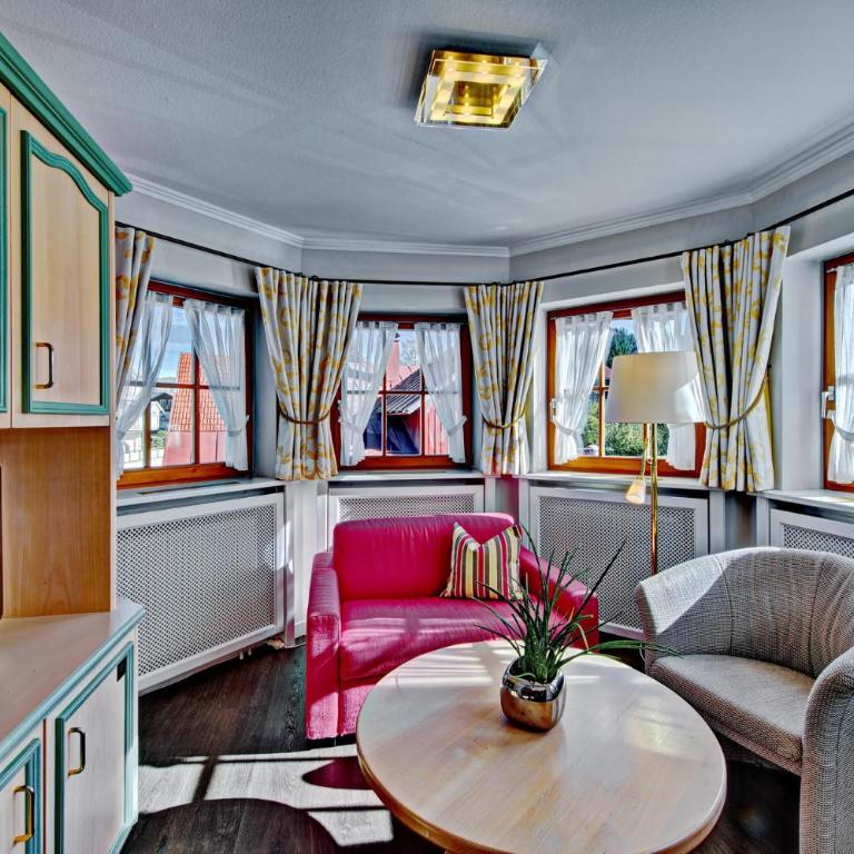 DIANA Naturpark Hotel - Partnerbetrieb von "Oberstaufen PLUS GOLF" - Junior Suite mit Balkon - 2