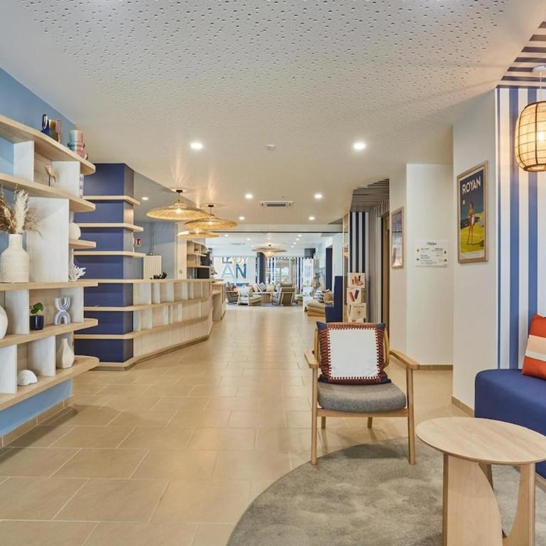 Royan T3 bord de mer piscine terrasse 6 pers - Appartement 2 Chambres - 6