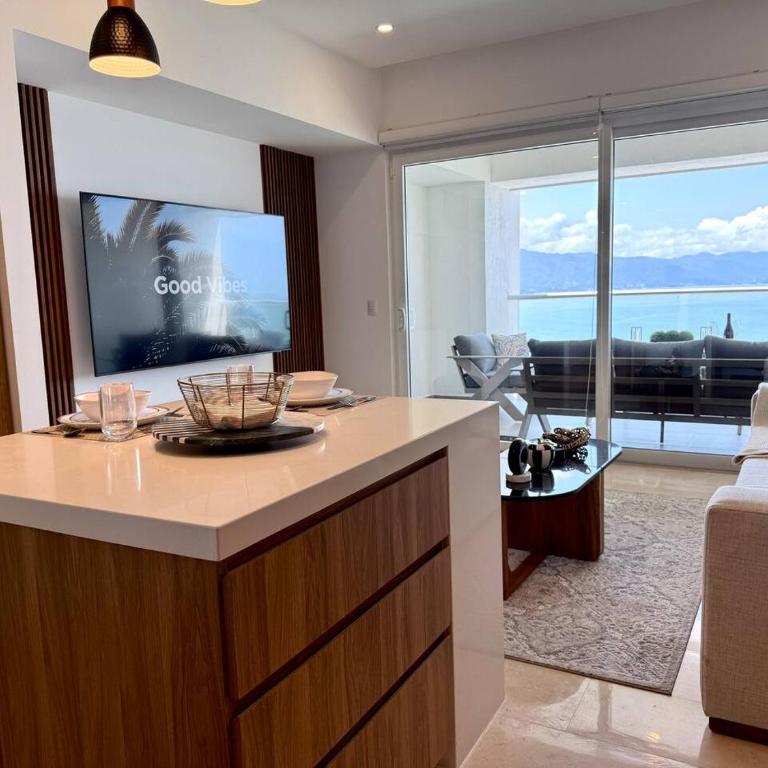 Moikkarentals Beachfront 1BR Harbor171-N1702 PV - Apartment - 25