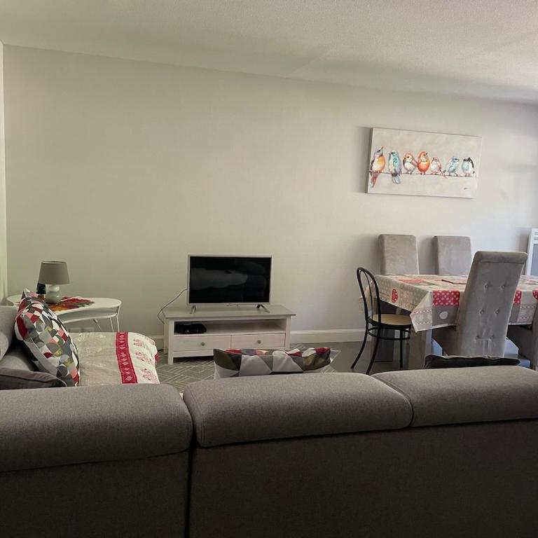 Appartement a Luchon proche centre ville et activités - Two-Bedroom Apartment - 6