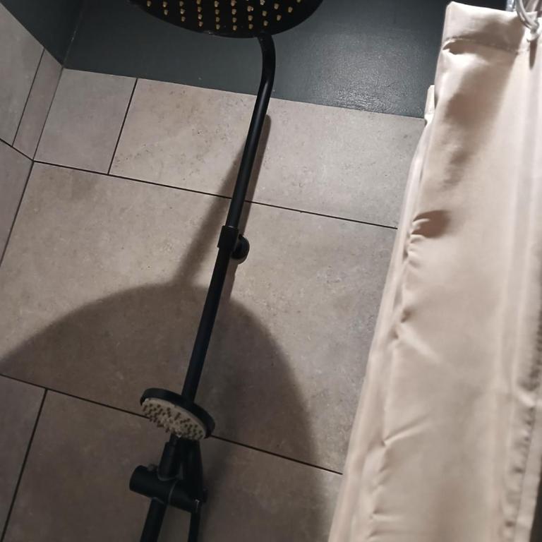 Le repaire de Rougemare déco soignée et chaleureuse, WIFI haut débit gratuit, en plein centre historique - Apartamento de 1 dormitorio - 25