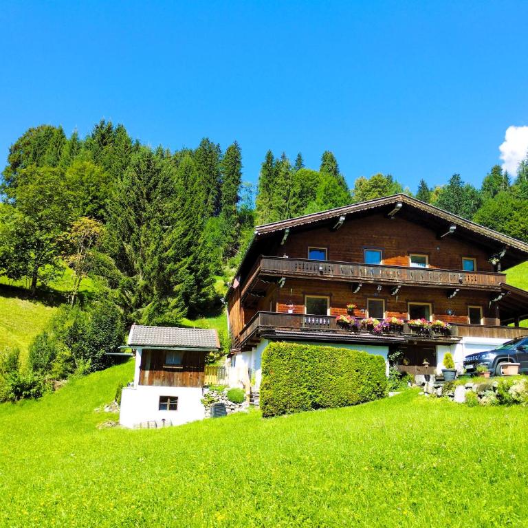 Ferienwohnung Ehrensberger - Apartment mit 2 Schlafzimmern - 63