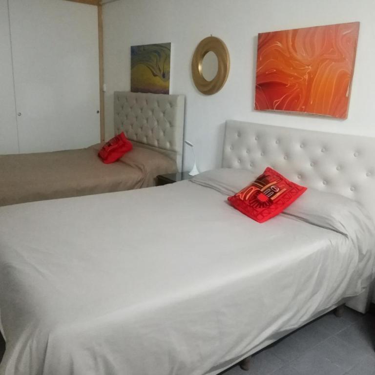 RAIZ DEL CIELO, entre 2 jardines de ensueño - Two-Bedroom House - 1