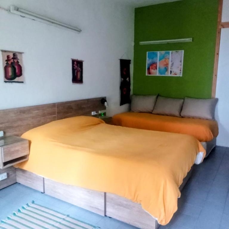 RAIZ DEL CIELO, entre 2 jardines de ensueño - Two-Bedroom House - 2