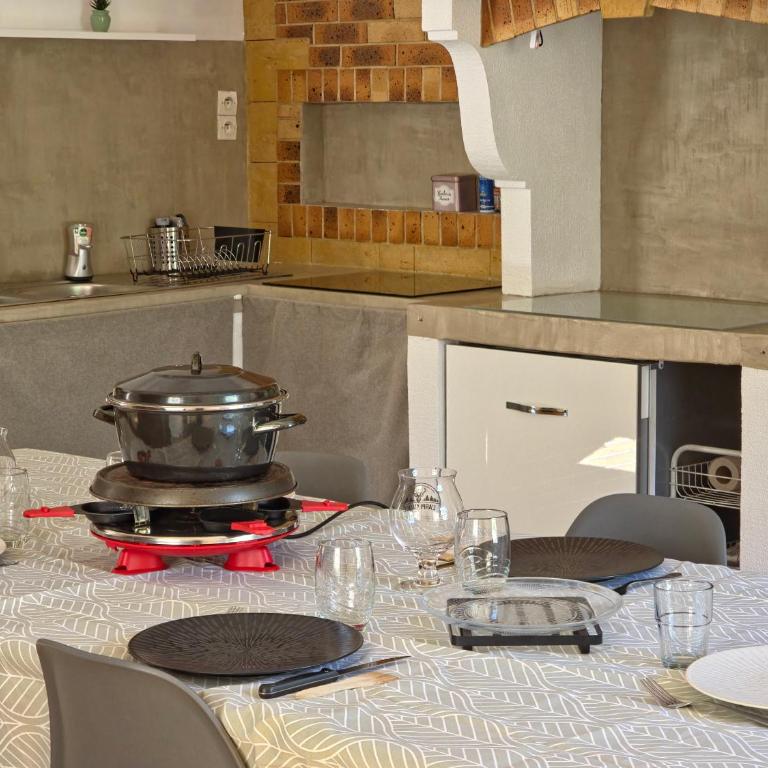 Logis Montagnard - Two-Bedroom House - 19