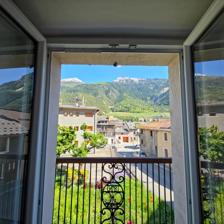 Logis Montagnard - Two-Bedroom House - 15