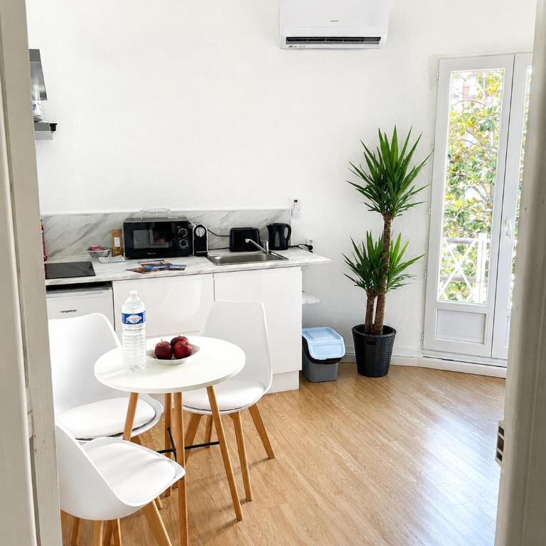T3 Cagnes sur mer Plage & Gare 4 pers Parking - Appartement 2 Chambres - 1