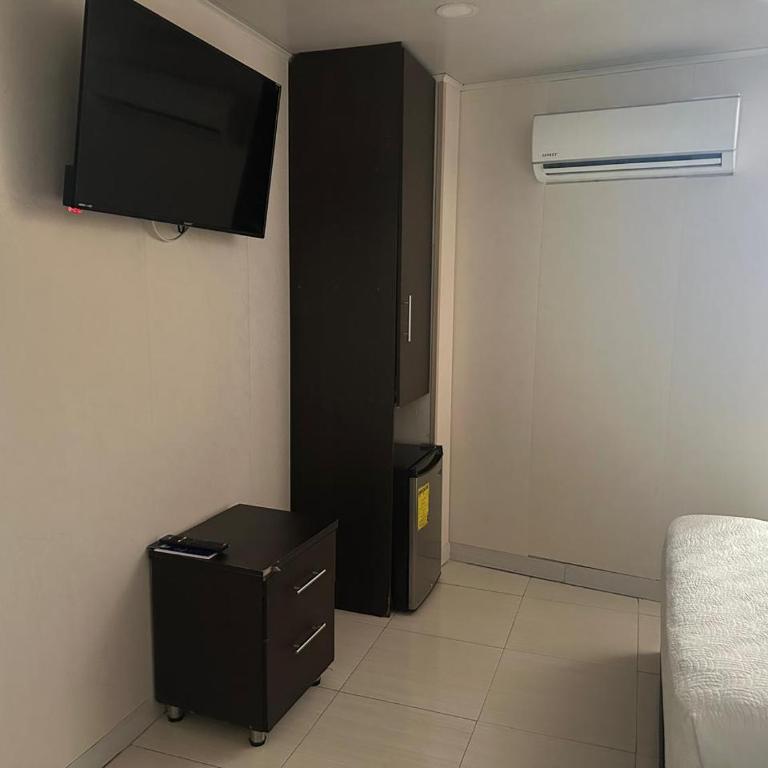 Borabora Hotel - Habitación Doble Estándar con 2 camas dobles - 12