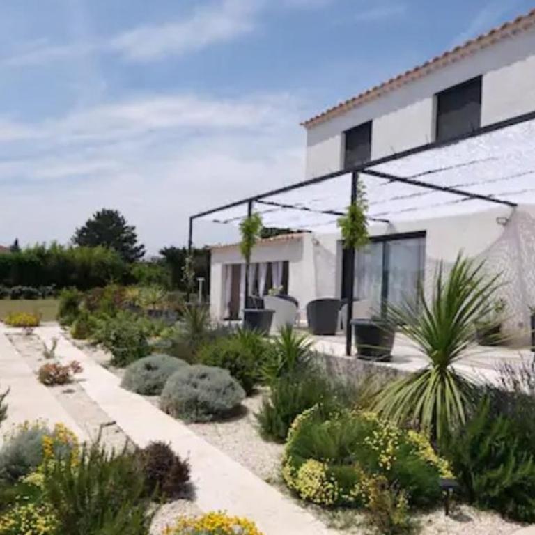 Keur Teranga Votre havre de paix en camargue - Villa - 11