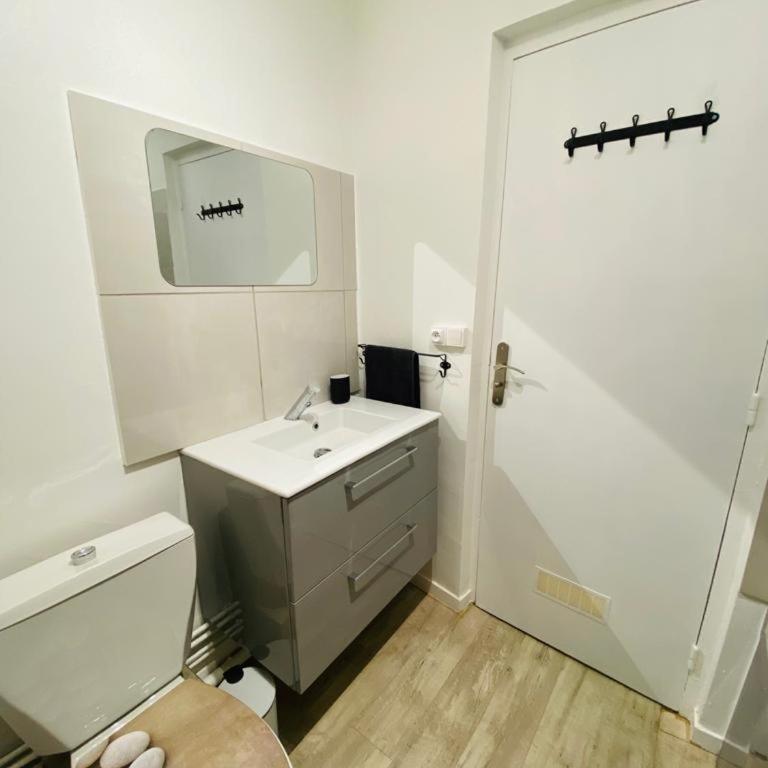Cozy F2 appartement Le Petit Nicolas - Appartement 1 Chambre - 23