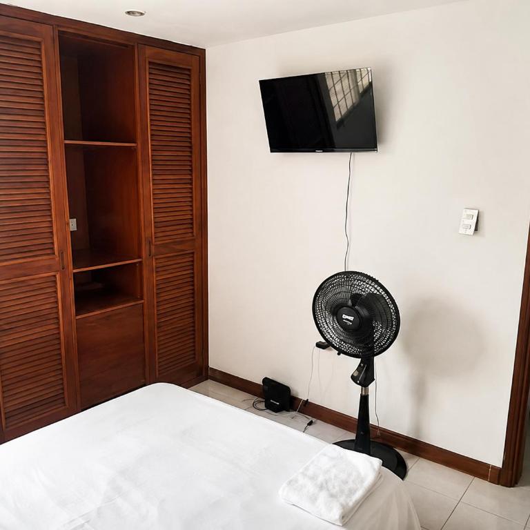 Edificio Atlantis - Double Room with Shared Bathroom - 5