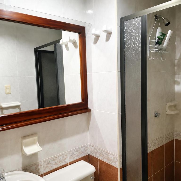 Edificio Atlantis - Double Room with Shared Bathroom - 7