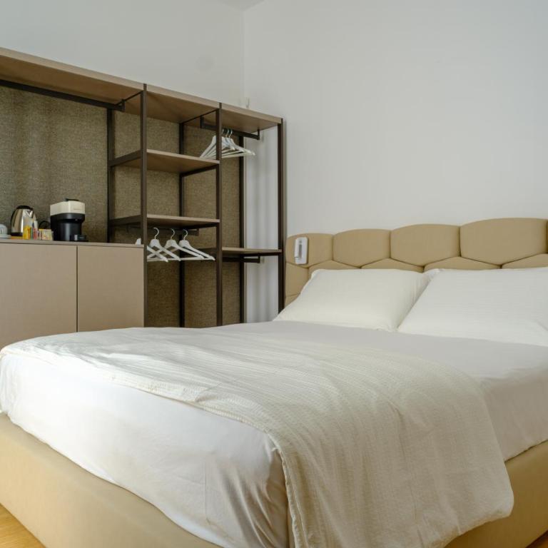Li Case - Chambre Double avec Lit d'Appoint - 4