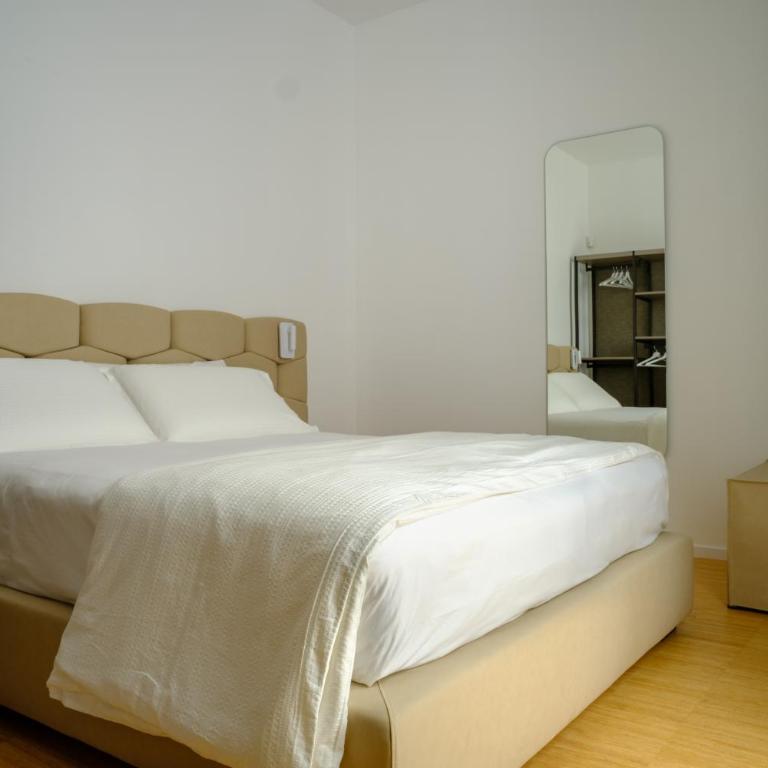 Li Case - Chambre Double avec Lit d'Appoint - 1