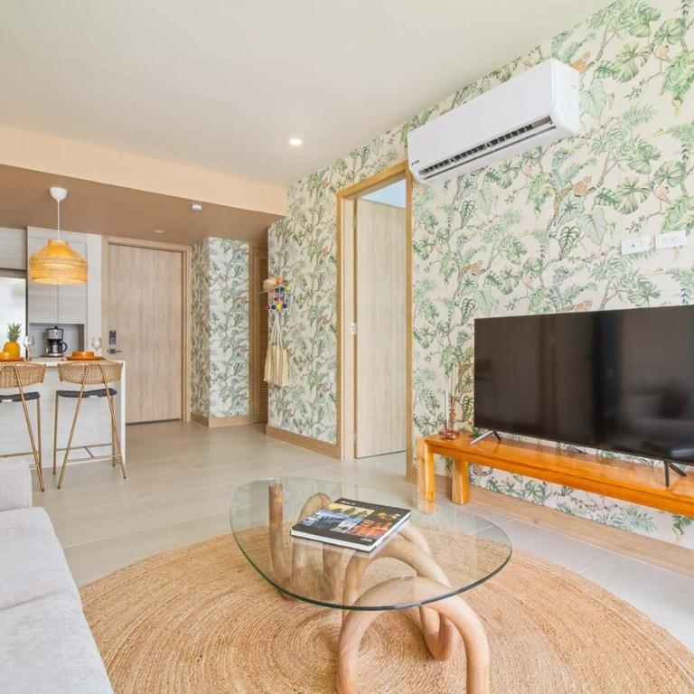 Premium Apartment - Sea View - Private Beach - Two-Bedroom Apartment - 6