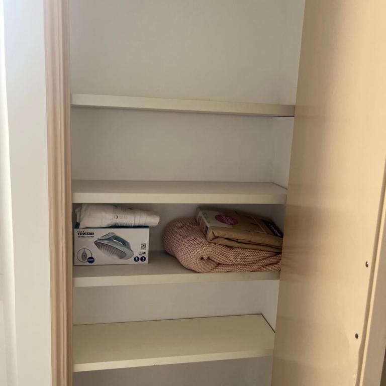 Appartement à 15 minutes de Cannes, au pied des commerces et des transports - Appartement 1 Chambre - 10