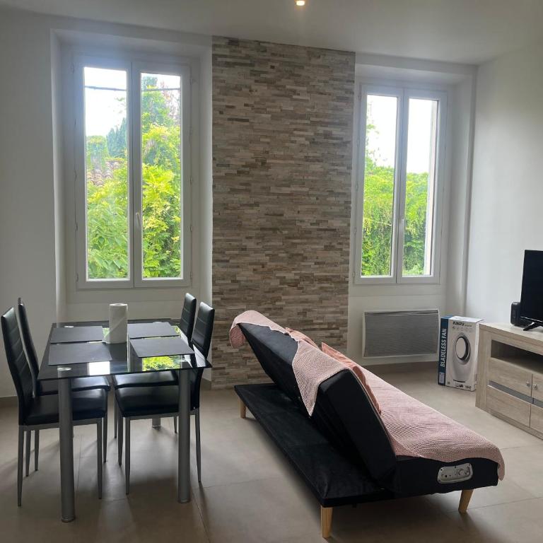 Appartement à 15 minutes de Cannes, au pied des commerces et des transports - Appartement 1 Chambre - 1
