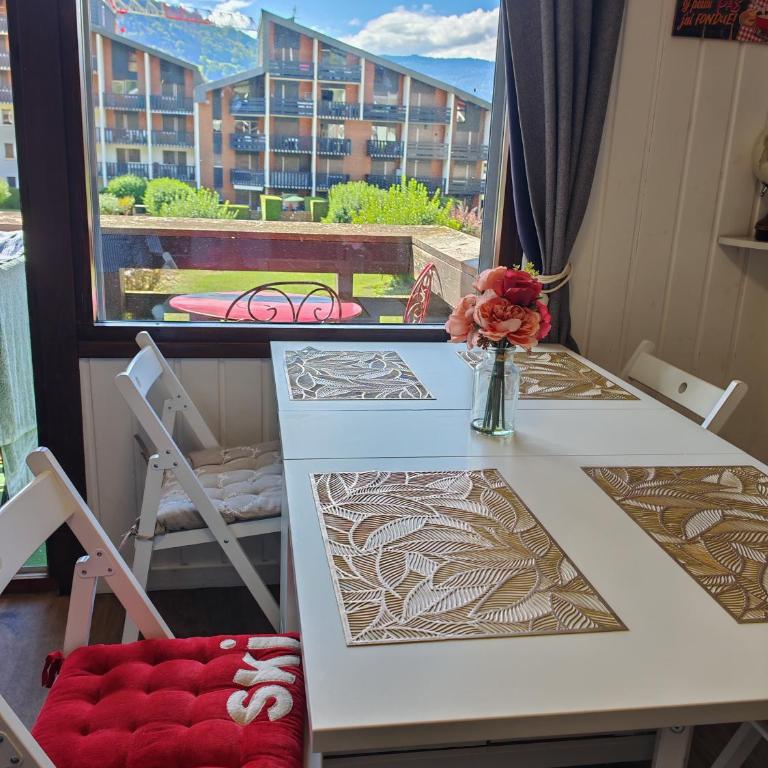 Studio au calme en plein coeur de Samoens - Appartamento con 1 Camera da Letto - 14