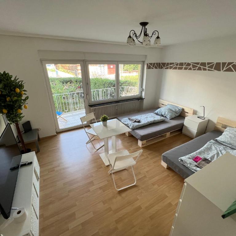 Privatzimmer nähe Residenz und Innenstadt - Vierbettzimmer - 9