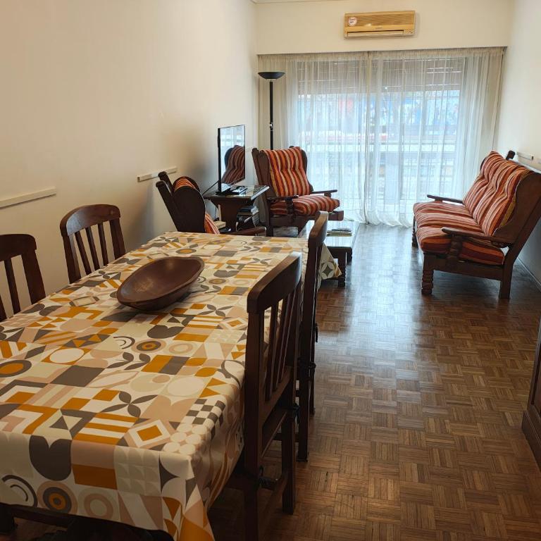 Palermo Soho, Plaza Italia frente a Expo La Rural - Apartamento Estándar de 2 dormitorios - 1