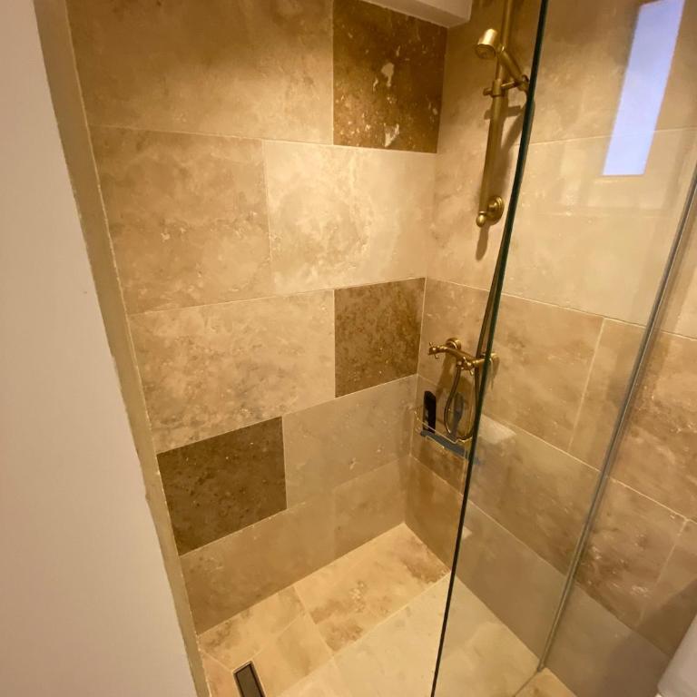 Duplex centre historique, climatisé haut standing - One-Bedroom Apartment - 2