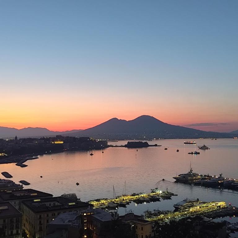 al centro di napoli accanto al Crist0 velato - Appartamento con 1 Camera da Letto - 87