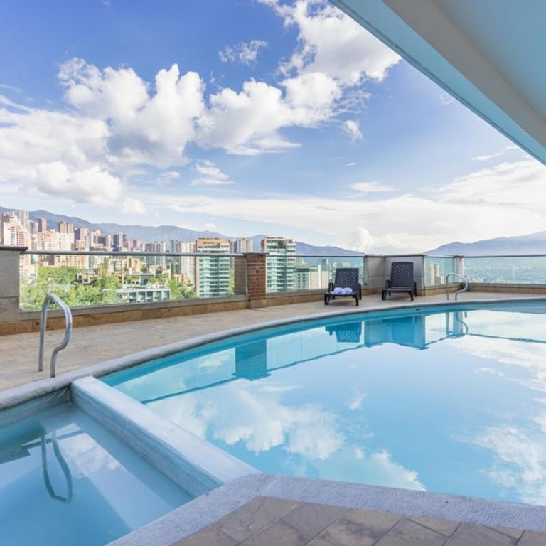 Prime Location with Park Views AC in El Poblado - Apartamento de 1 dormitorio - 3
