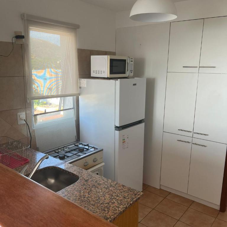 Apto En Piriápolis Frente Al Mar - Apartamento de 1 dormitorio - 5