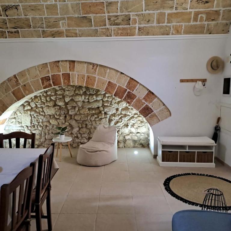 La Casa di Nino - Appartamento con 2 Camere da Letto e Terrazza - 8
