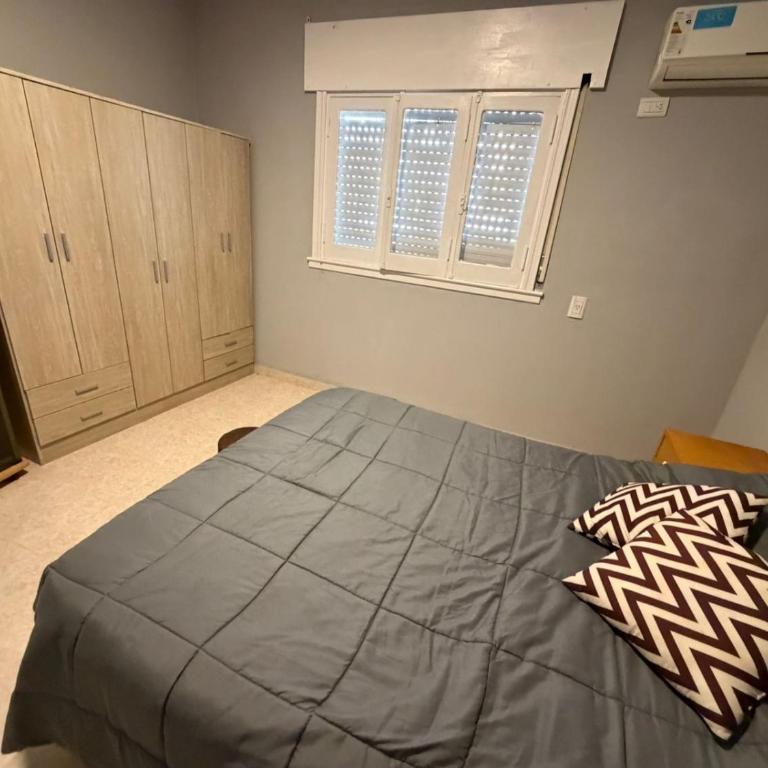 Casa amplia y cómoda a 10 minutos de Uruguaiana - Casa con 1 dormitorio - 5