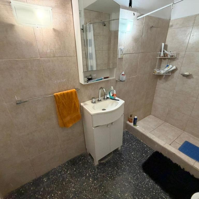 Casa amplia y cómoda a 10 minutos de Uruguaiana - Casa con 1 dormitorio - 11