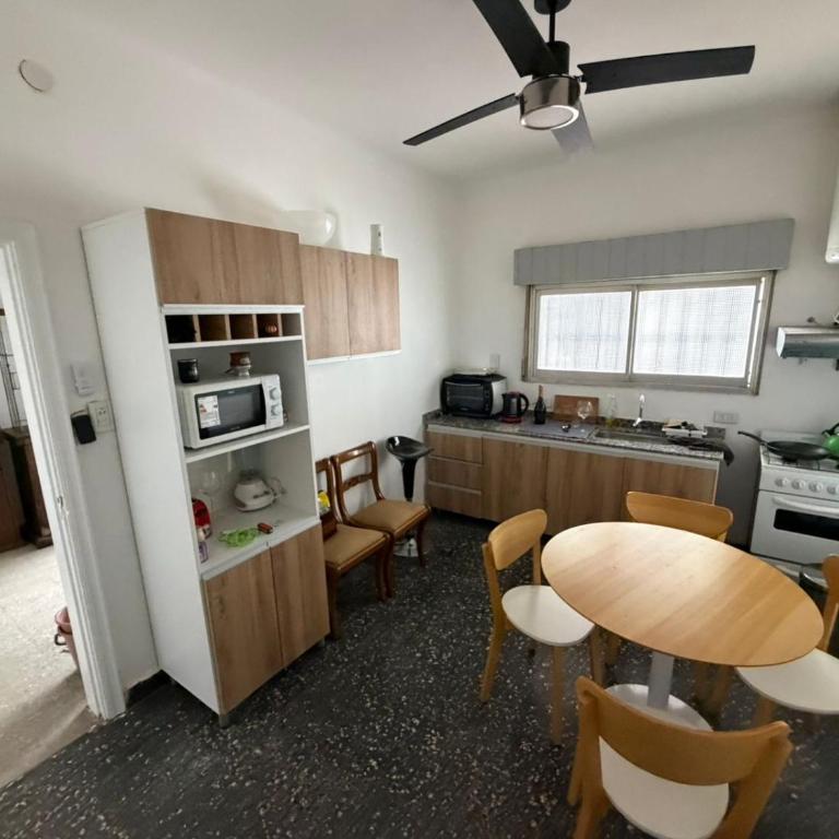 Casa amplia y cómoda a 10 minutos de Uruguaiana - Casa con 1 dormitorio - 12