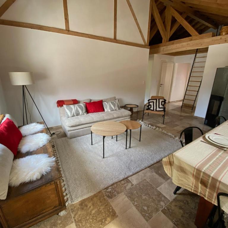 Appartement mansardé Bourg de Saillon - Apartment mit 2 Schlafzimmern - 11