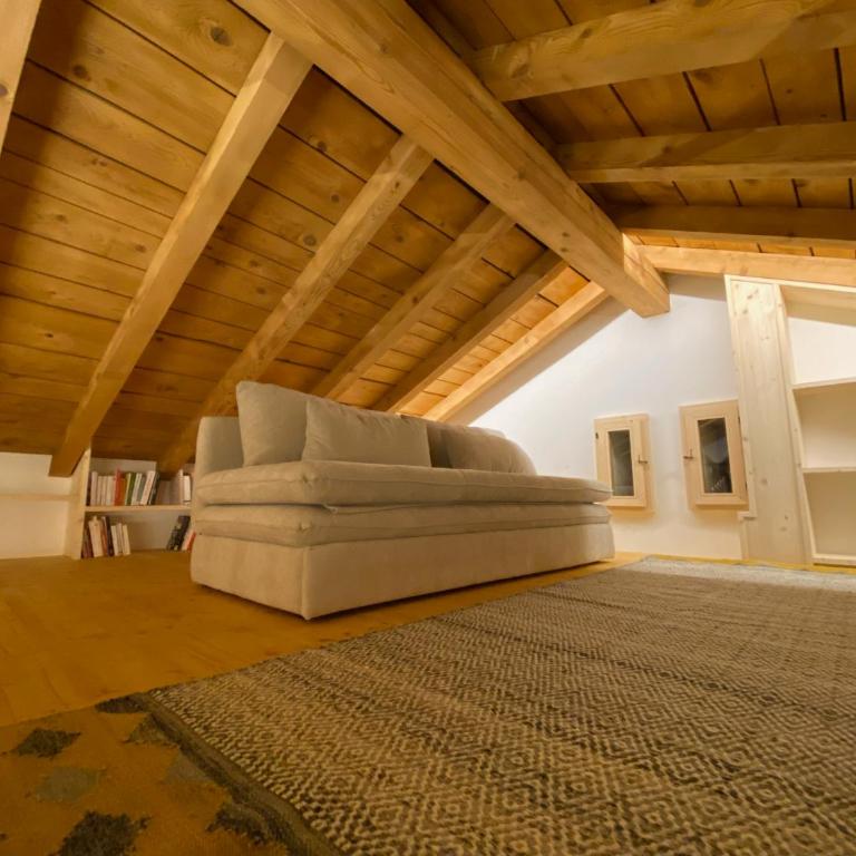 Appartement mansardé Bourg de Saillon - Apartment mit 2 Schlafzimmern - 17
