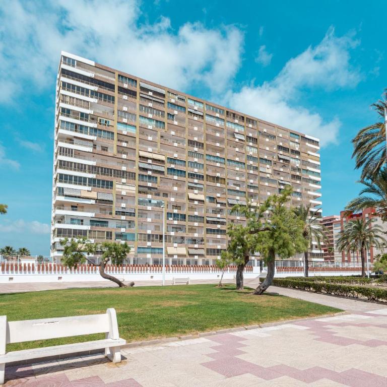 Apartamento 2 habitaciones frente al mar y piscina - Apartamento de 2 dormitorios - 24