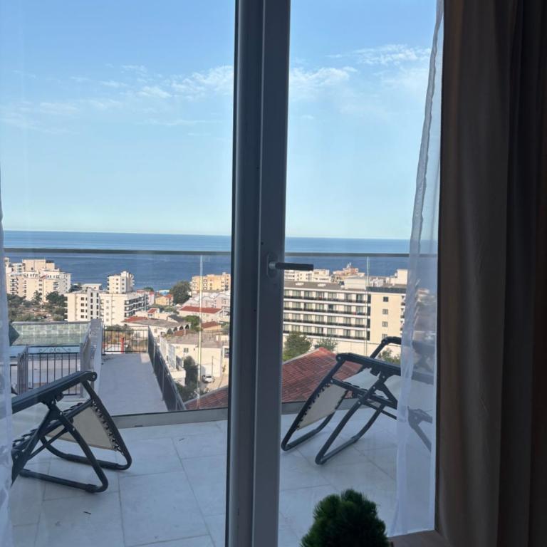 Maki lux 3 - Apartman sa 2 Spavaće Sobe i Pogledom na More - 11