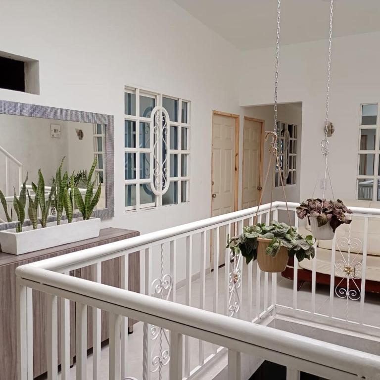 Habitación para PAREJAS EL TREBOL baño privado - Double Room - 2