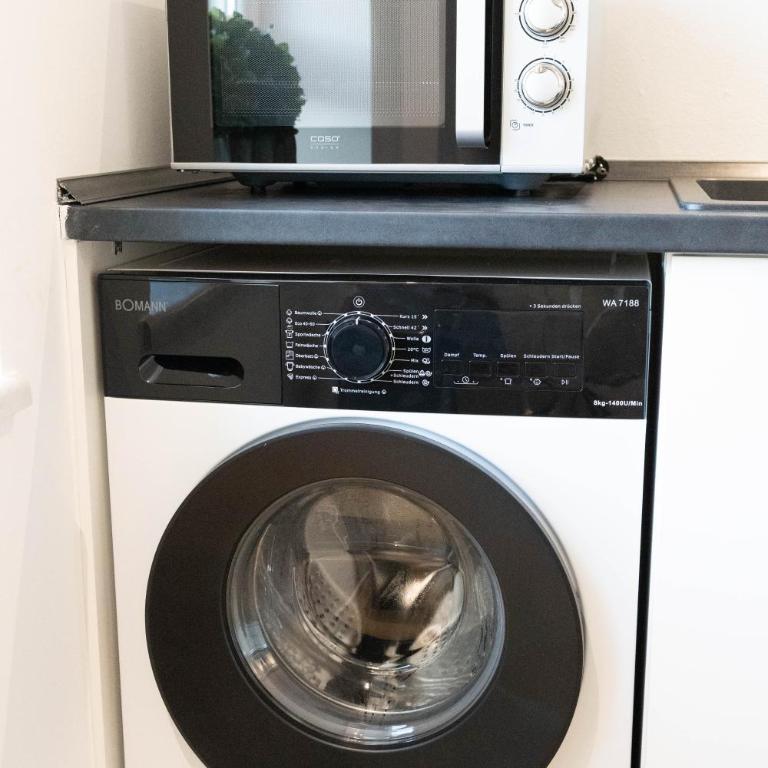 EM Signature Apartment Nürnberg 2 Schlafzimmer Balkon Parkplatz 4 Gäste - Appartamento con 2 Camere da Letto - 3