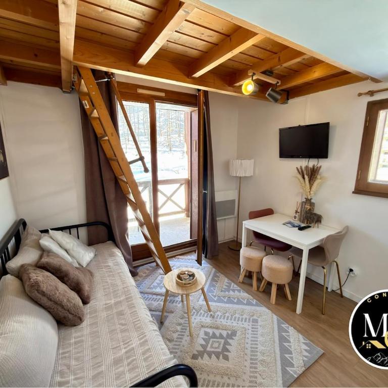 Charmant studio avec coin nuit en mezzanine La Foux d'Allos - Appartement - 21