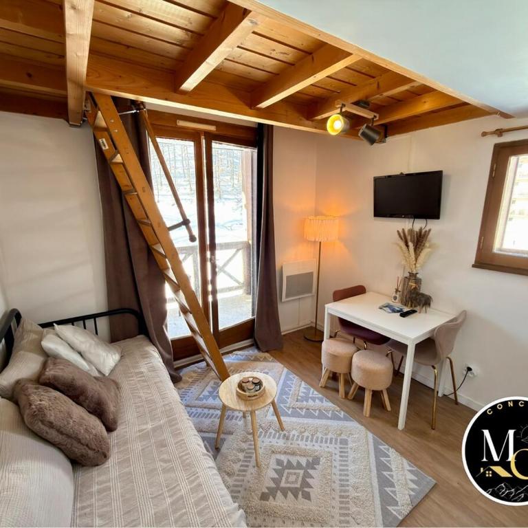 Charmant studio avec coin nuit en mezzanine La Foux d'Allos - Appartement - 47