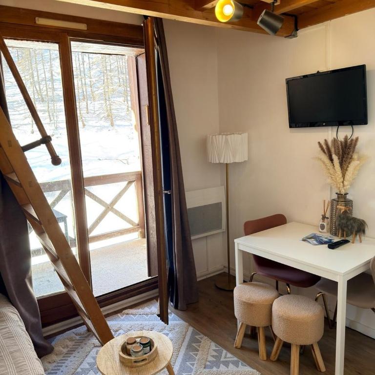 Charmant studio avec coin nuit en mezzanine La Foux d'Allos - Appartement - 23