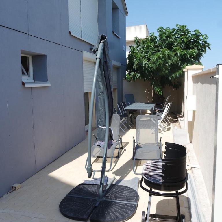 Les Colonnes appartement en RDC 6 couchages en front de mer - Apartment - 2