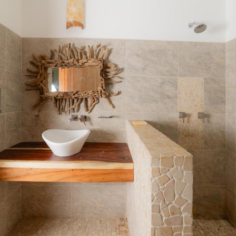Madre Tierra Hotel - Habitación Doble Estándar con baño compartido - 3