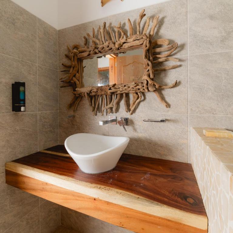 Madre Tierra Hotel - Habitación Doble Estándar con baño compartido - 4