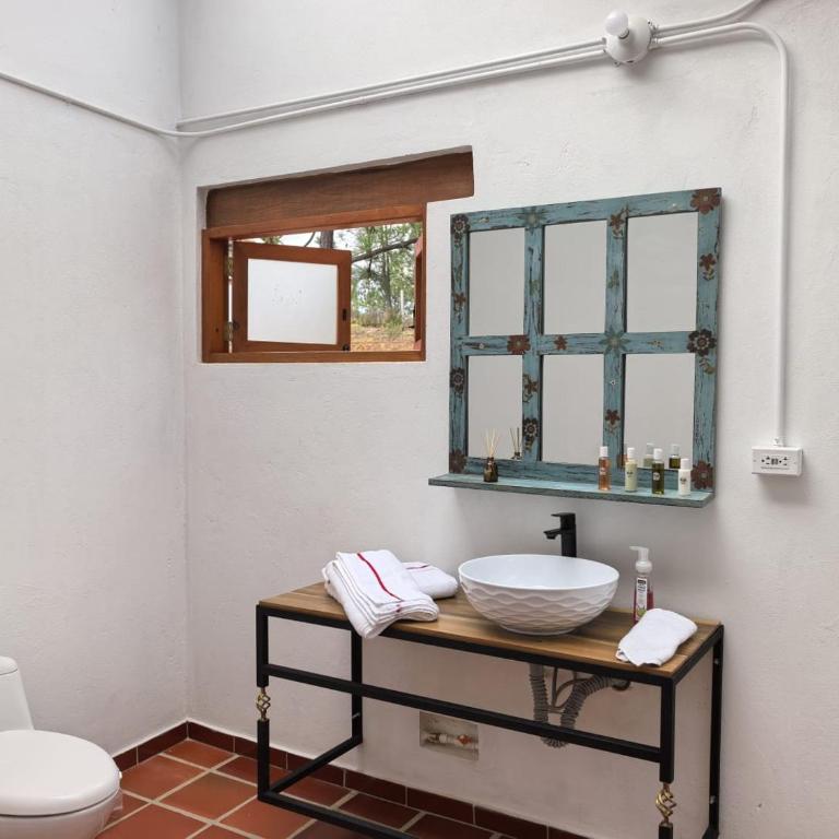 Entrepinos Villa Alegría - Suite Deluxe con cama extragrande - 13