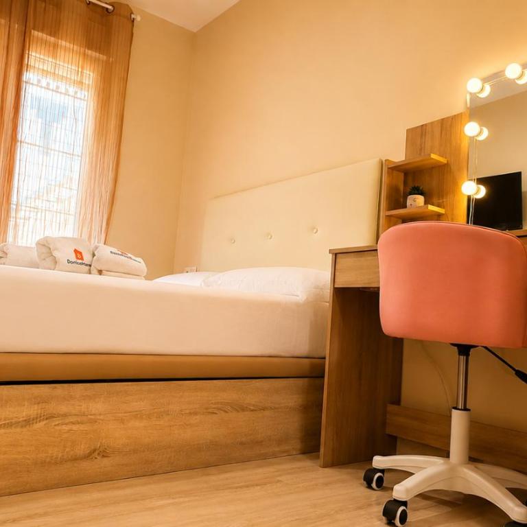 Nuevo Apartamento junto a la Catedral by DomusHome - Two-Bedroom Apartment - 7