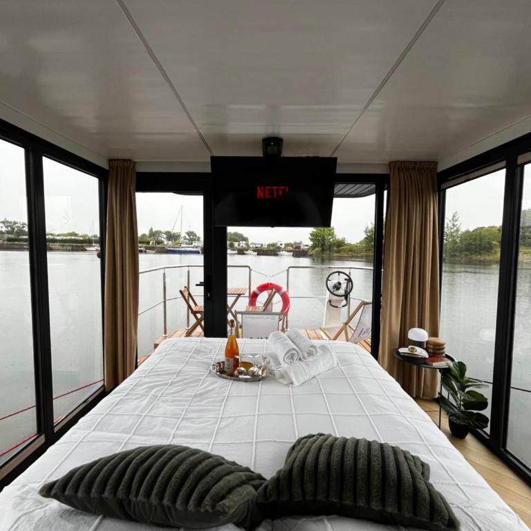 Houseboat - Suite Aurore - Suite avec Vue sur Lac - 1