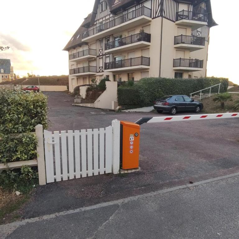 Appartement avec accès a la plage - Appartamento con 2 Camere da Letto - 11