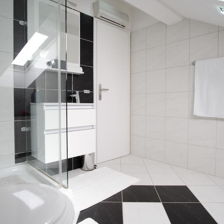 Apartments Lovori-Lorbe - Studio Apartman - 15